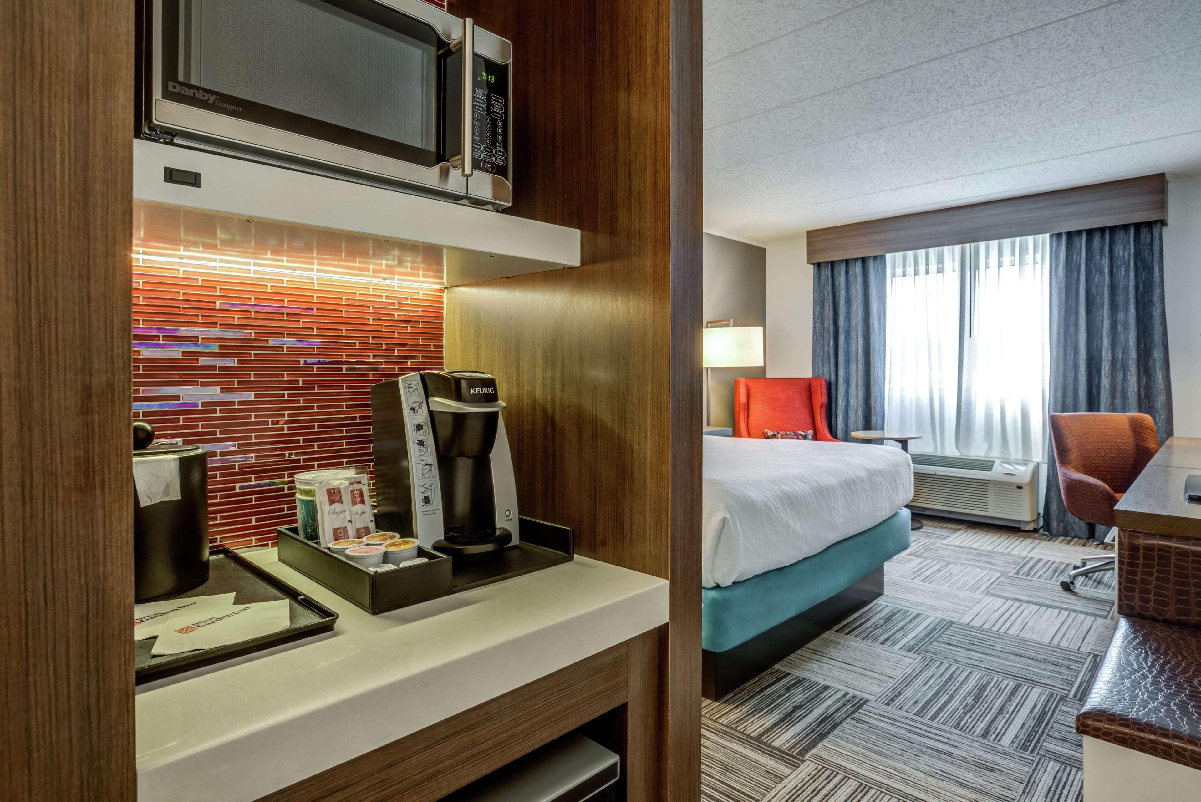 Hilton Garden Inn Boston Waltham Exterior foto