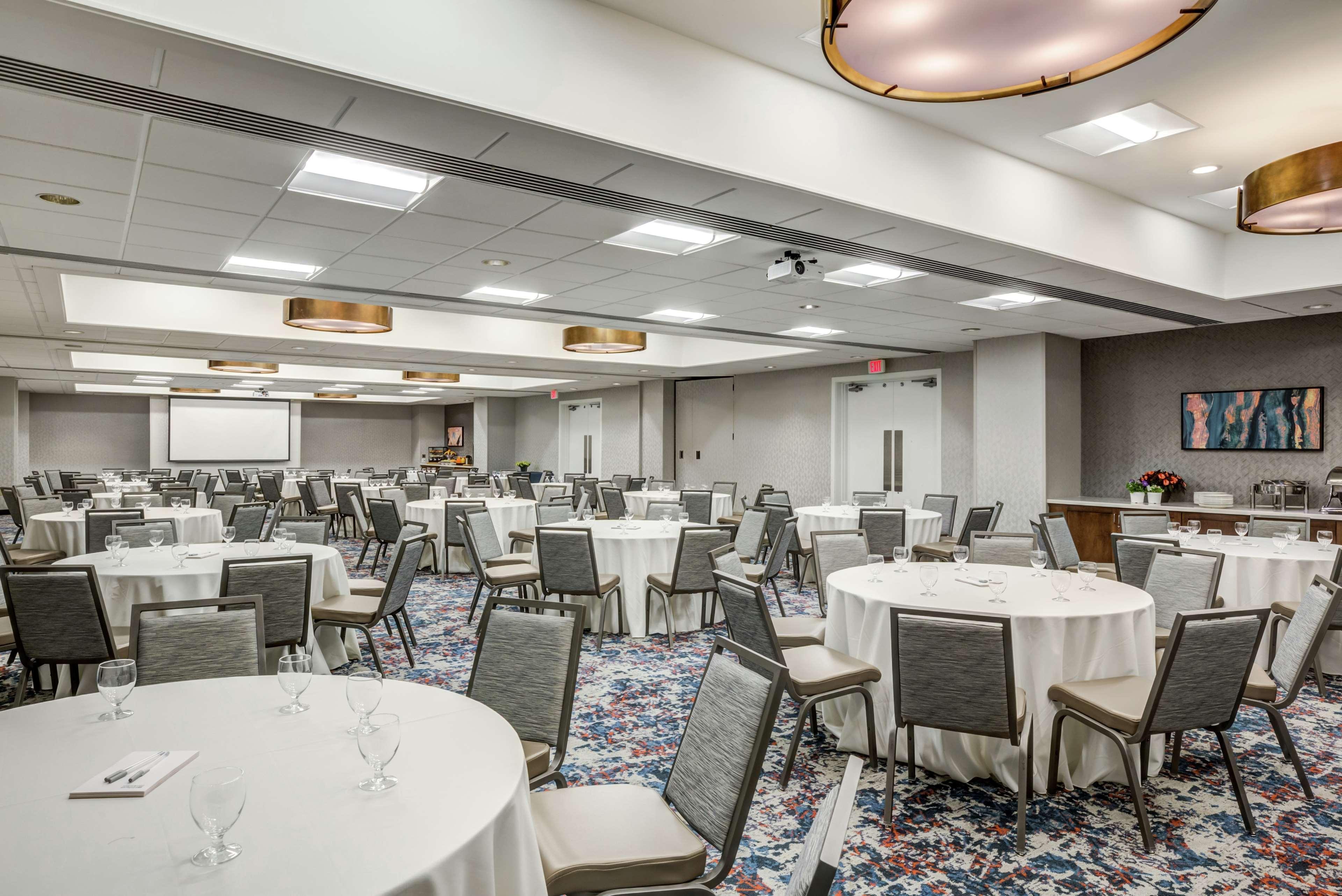 Hilton Garden Inn Boston Waltham Exterior foto