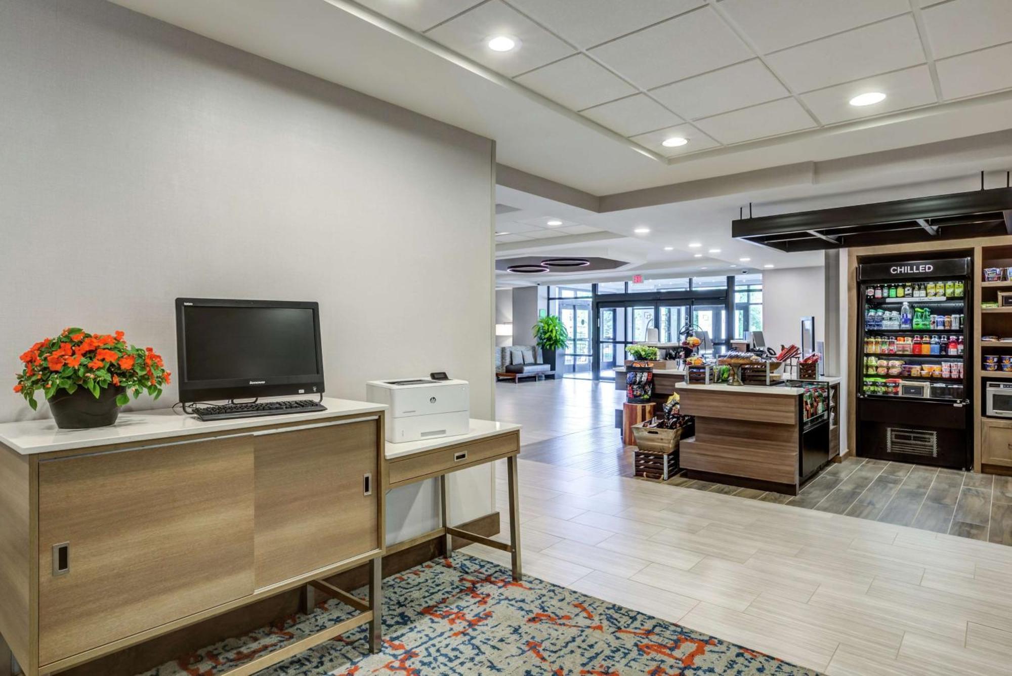 Hilton Garden Inn Boston Waltham Exterior foto