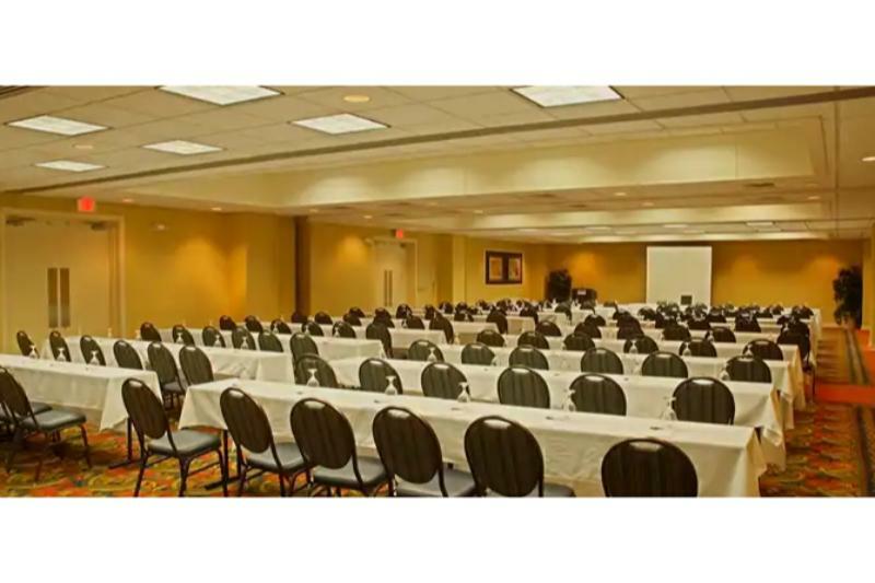 Hilton Garden Inn Boston Waltham Exterior foto