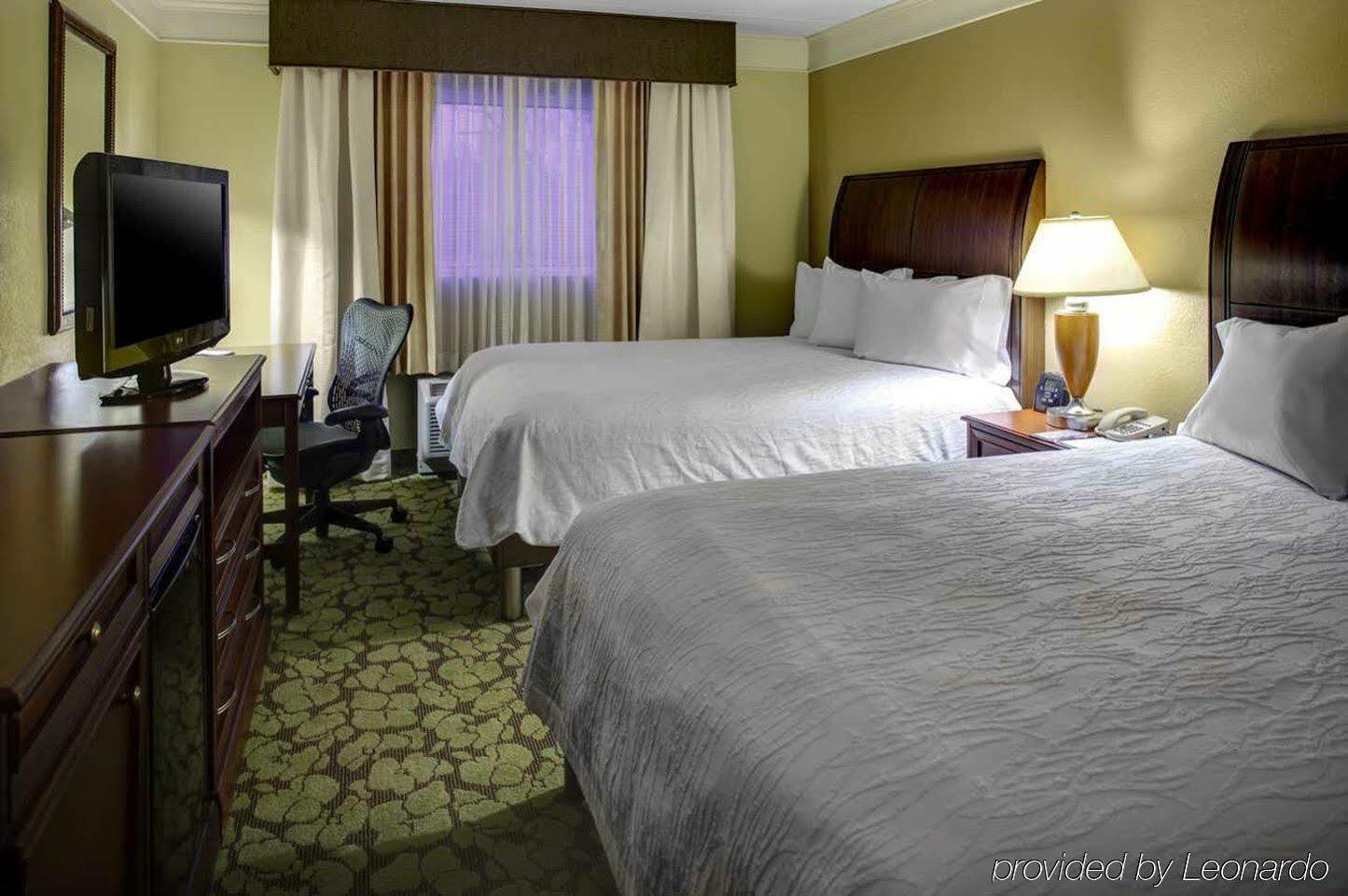 Hilton Garden Inn Boston Waltham Exterior foto
